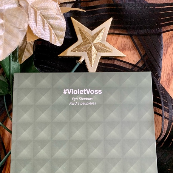 VIOLET VOSS OLIVE YOU FOREVER EYESHADOW PALETTE 12 BOLD SHADES BRAND NEW IN BOX - Picture 11 of 16